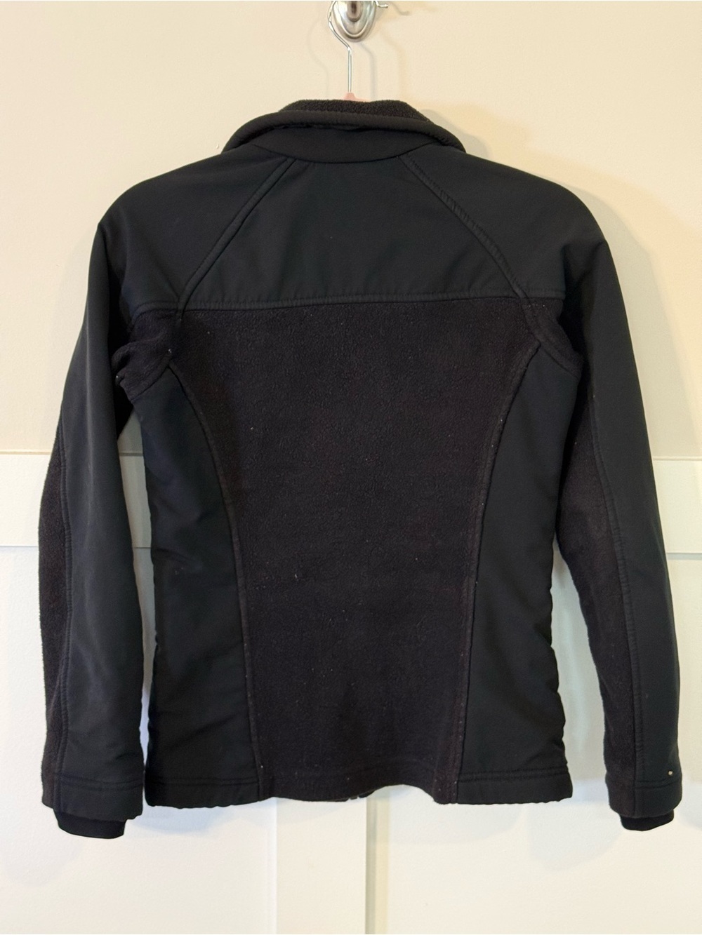 Columbia Black Fleece Jacket XS Full Zip Lightweight Outdoor Coat - Picture 3 of 3